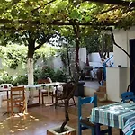 Stathis Hostel *